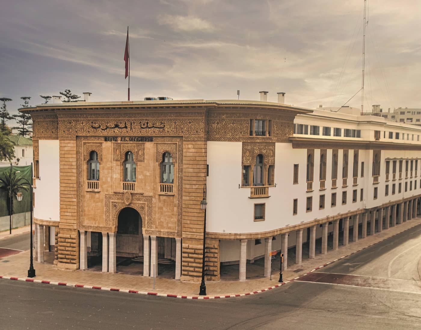 ودائع المملكة تتجاوز 1,4 تريليون درهم