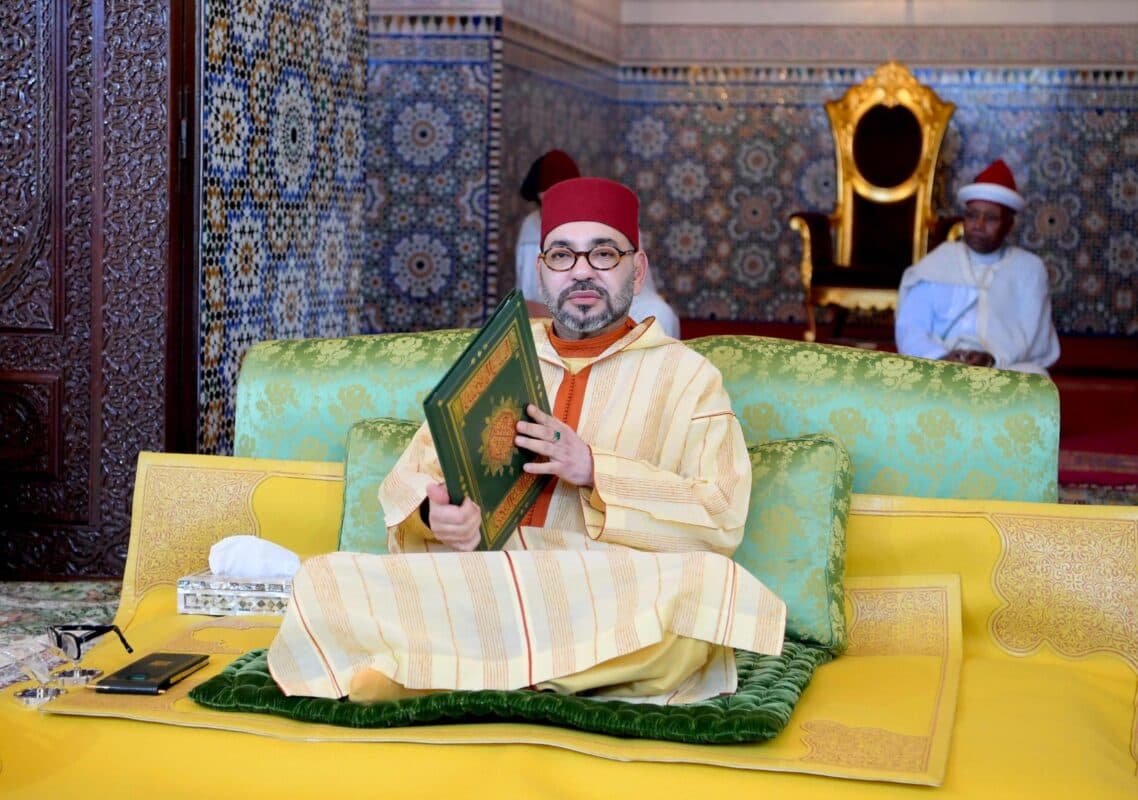 الملك محمد السادس يقيم حفلا دينيا بمناسبة ذكرى وفاة والده