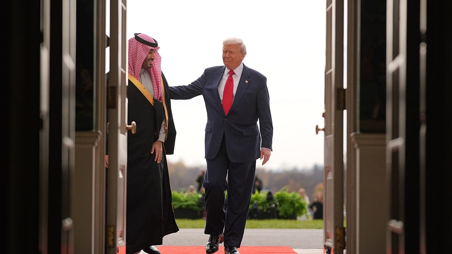 ترامب يطالب السعودية وقطر وباكستان بتطبيع العلاقات مع إسرائيل