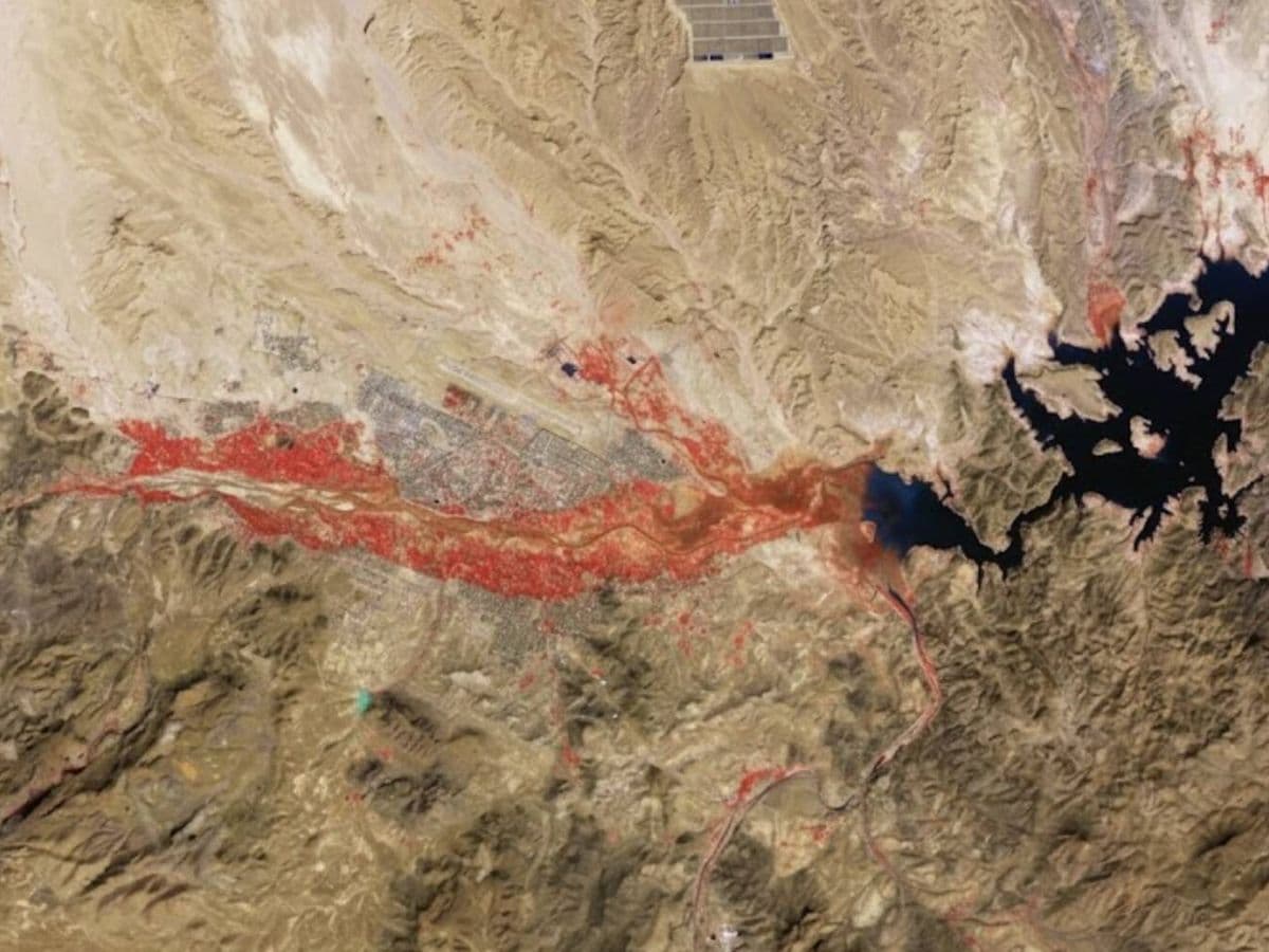 ESA spots large red feature near Ouarzazate