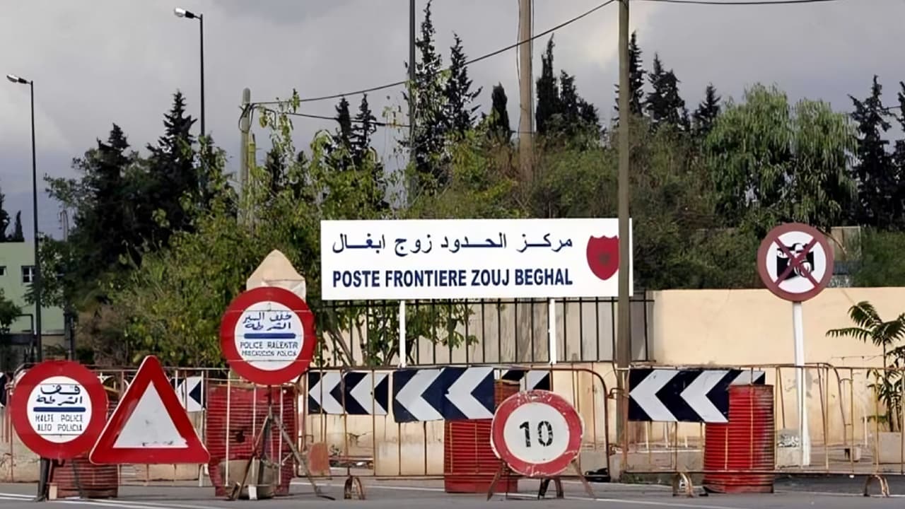 فتح مؤقت لحدود المغرب والجزائر لنقل المرحلين والجثمان