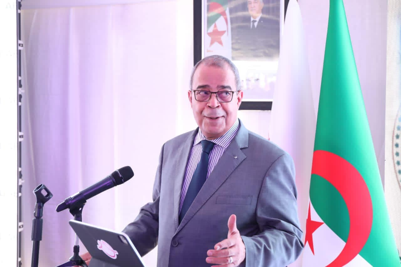 القضاء الجزائري يخفض عقوبة وزير الصناعة والصيدلة السابق إلى ثلاث سنوات