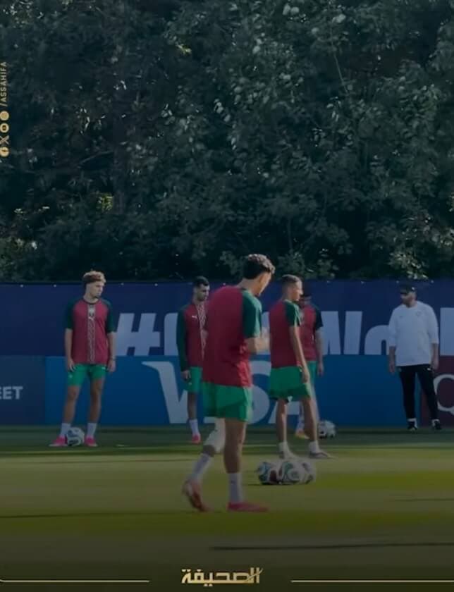 شادي رياض يتدرب مع المنتخب قبل مباراة فرنسا