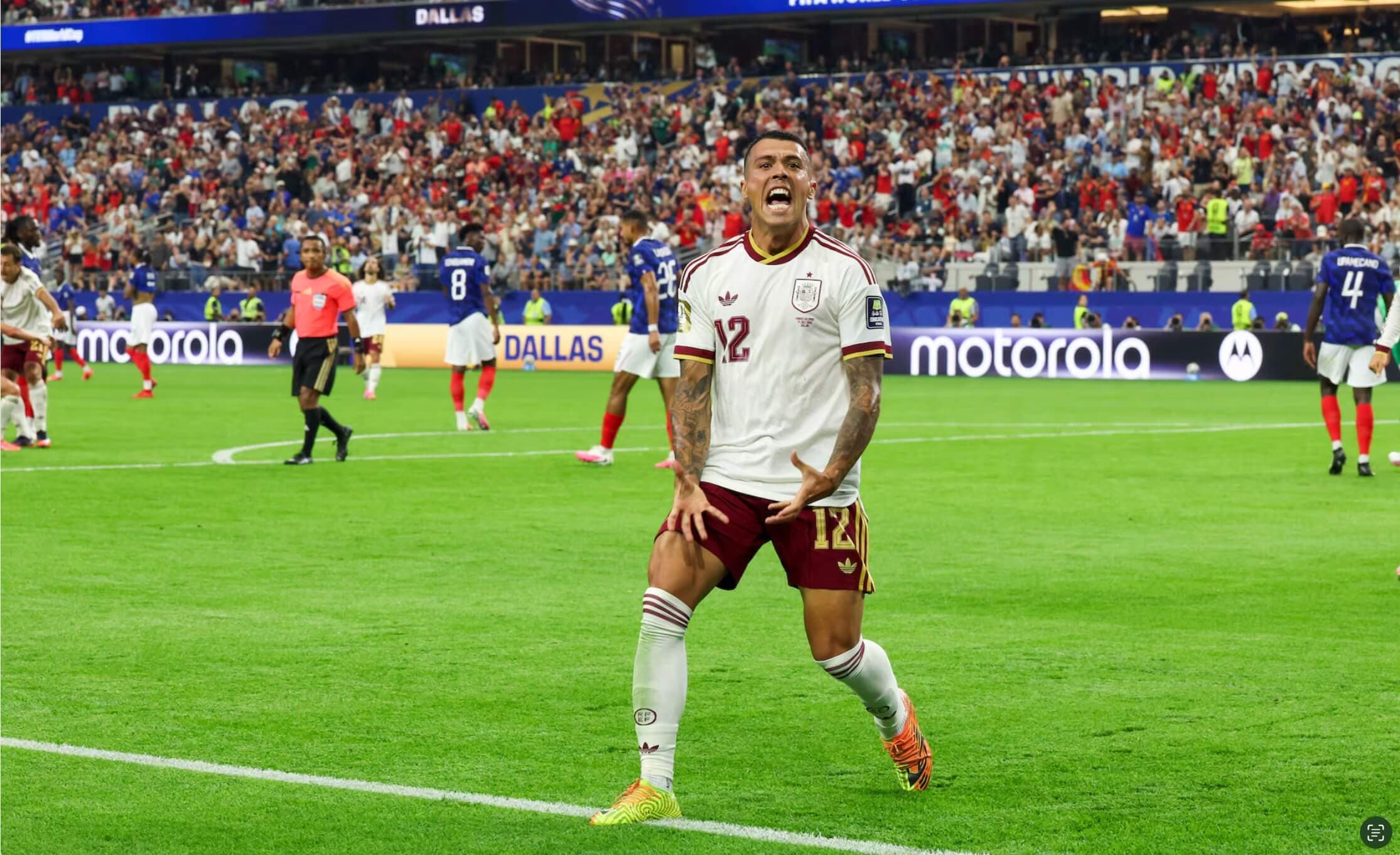 إسبانيا تتغلب على فرنسا بثنائية وتتأهل إلى نهائي كأس العالم