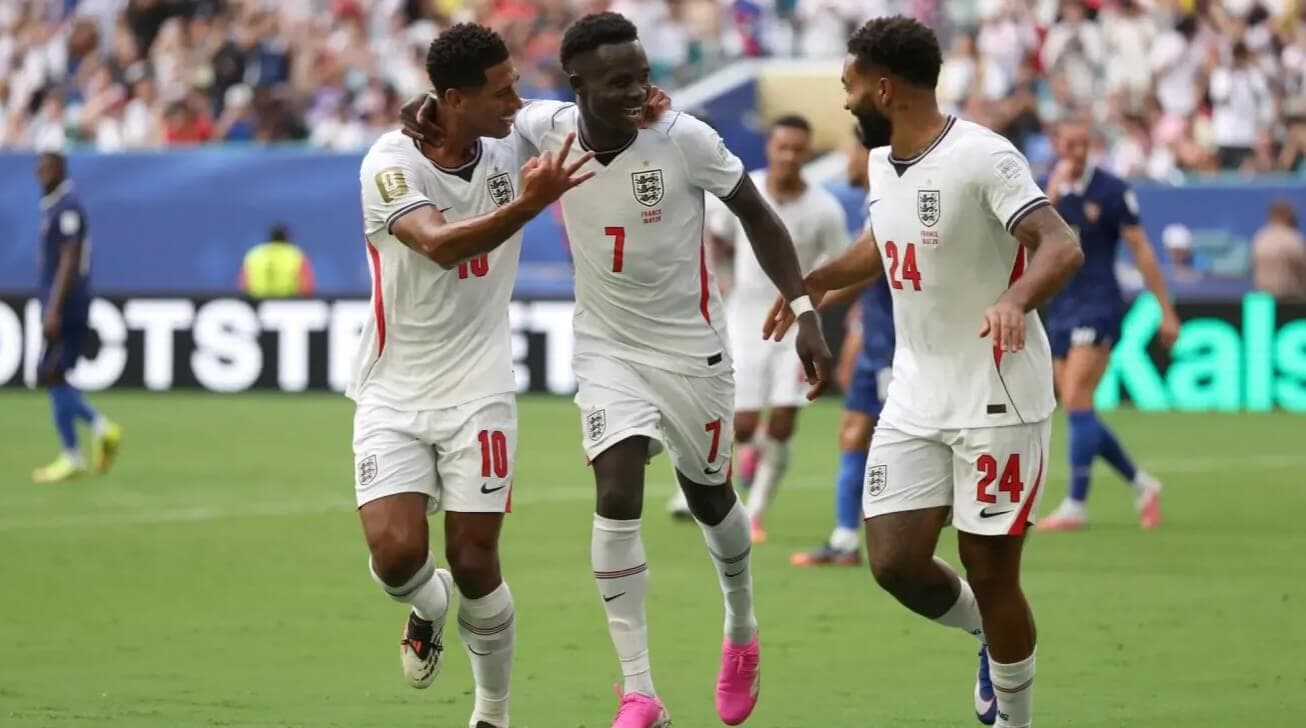 England beats France 6-0 with Saka's historic hat-trick