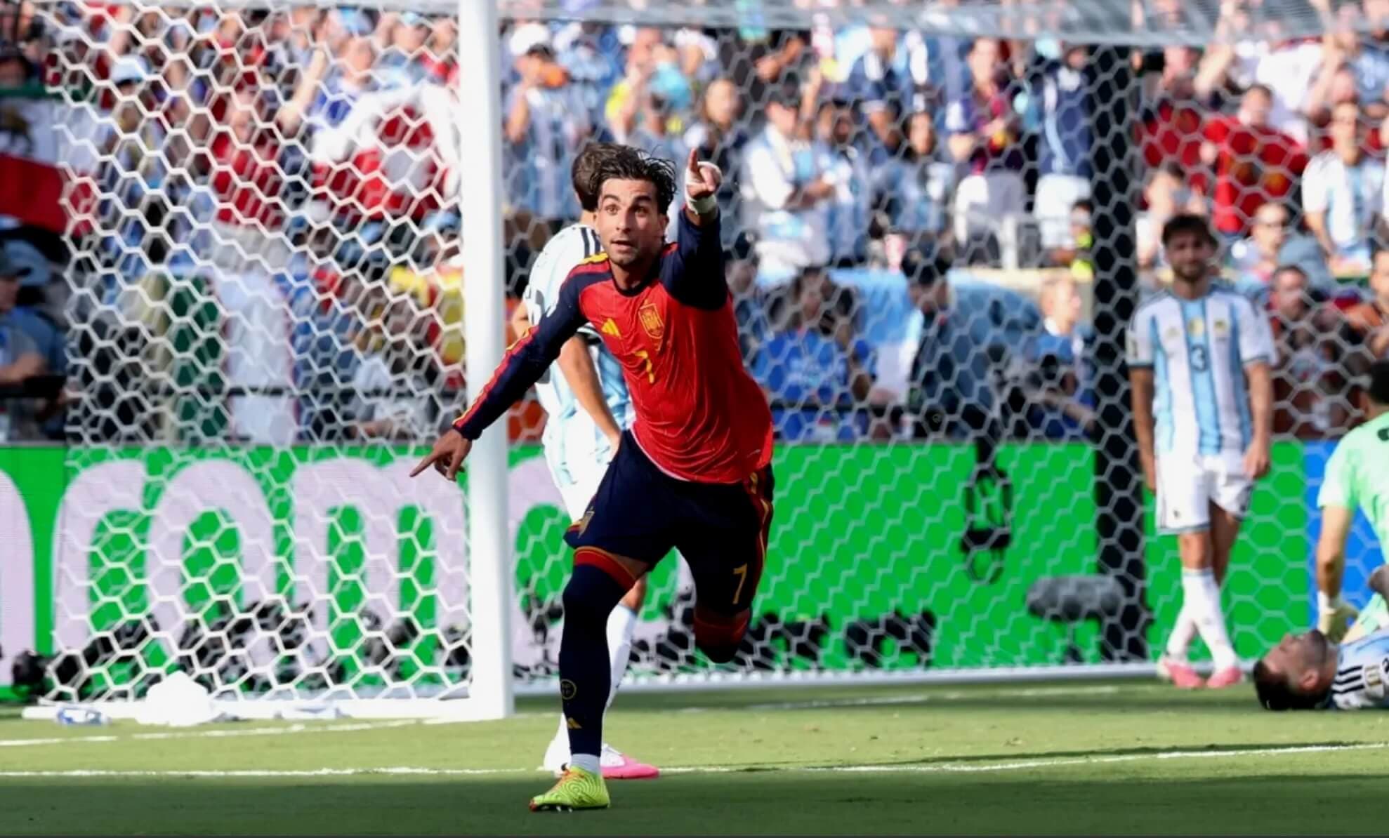 إسبانيا تتوج بكأس العالم وتضيف النجمة الثانية