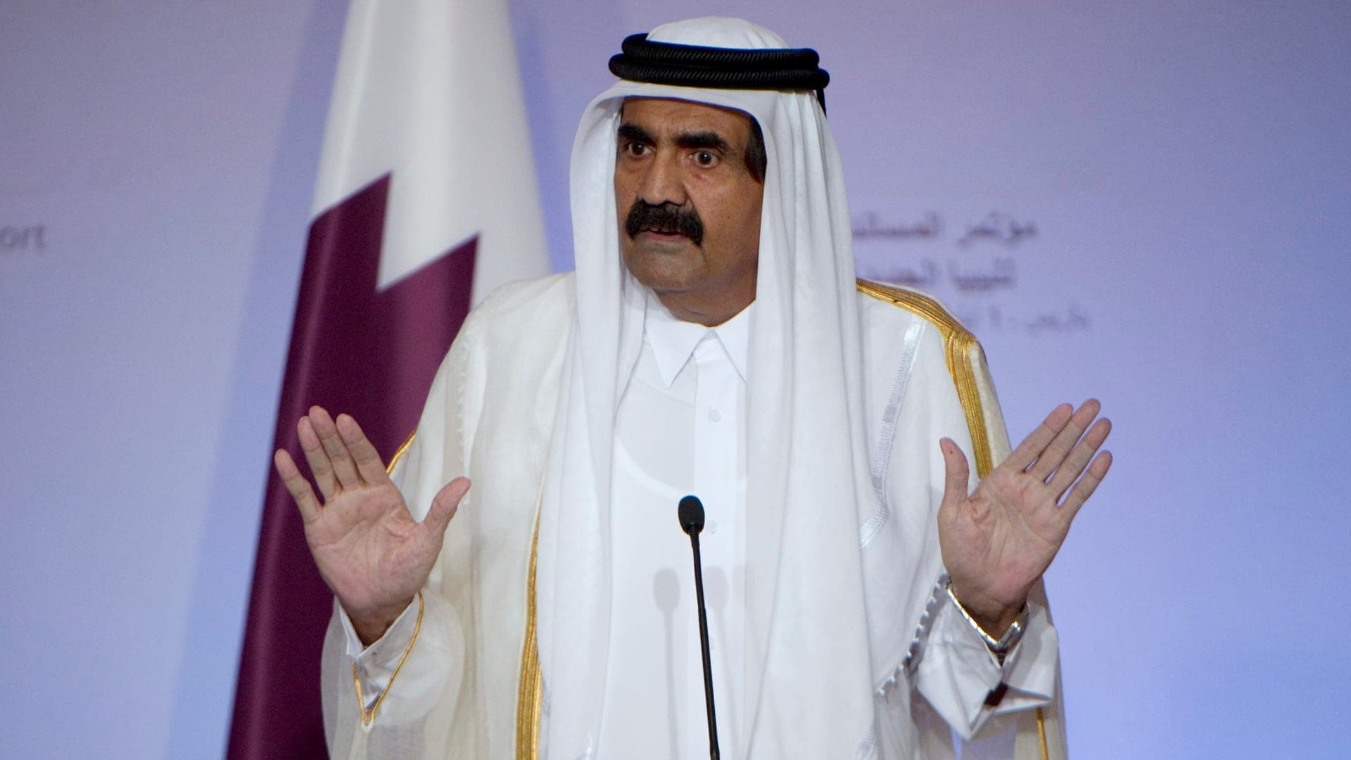 وفاة أمير قطر السابق الشيخ حمد بن خليفة آل ثاني والدوحة تعلن الحداد العام