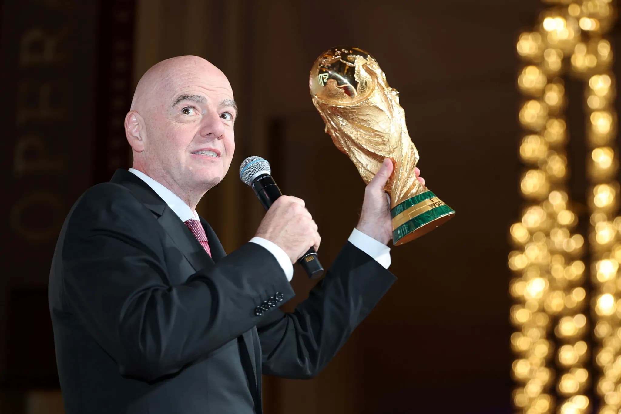 إينفاتينو يتوقع أفضل مونديال 2030
