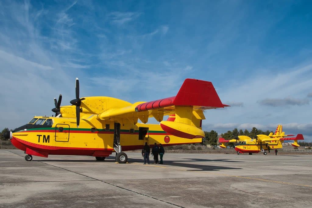 Morocco Deploys Aircraft and Helicopters for Forest Firefighting