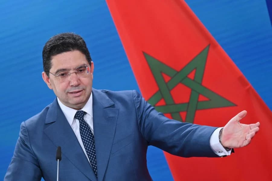 بوريطة يمثل الملك في حفل تنصيب الرئيس الكولومبي