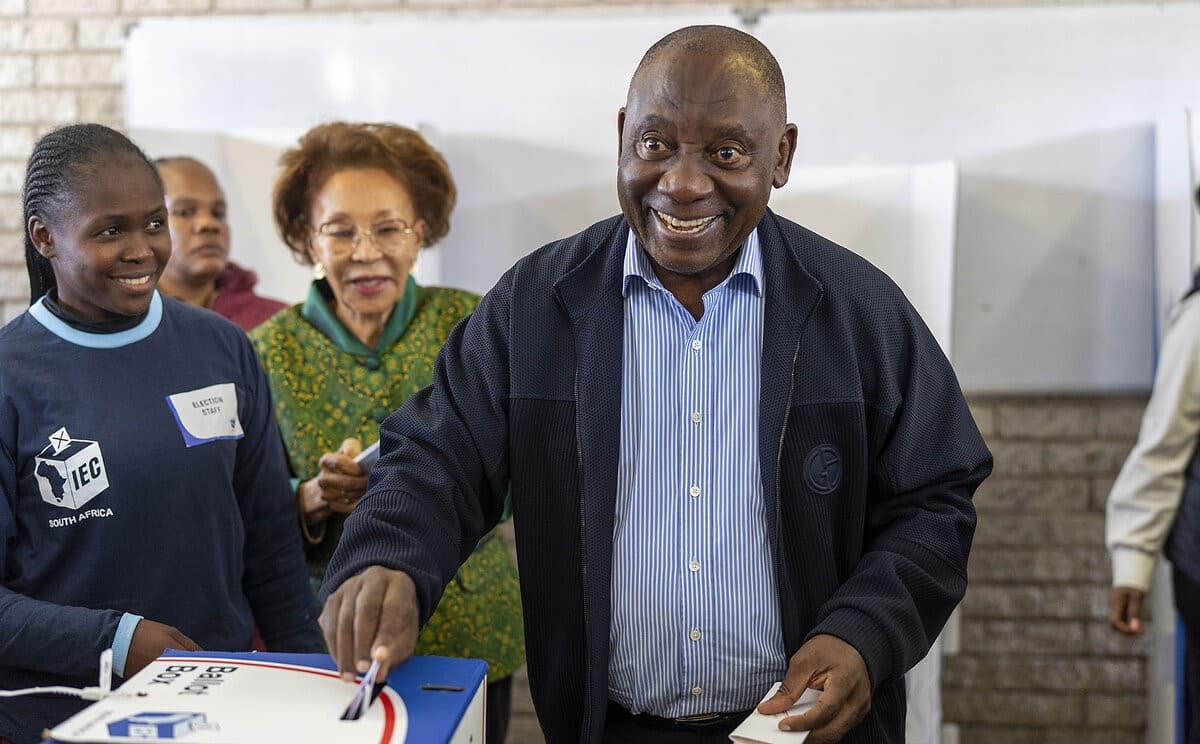 South Africa Faces EC Conflict