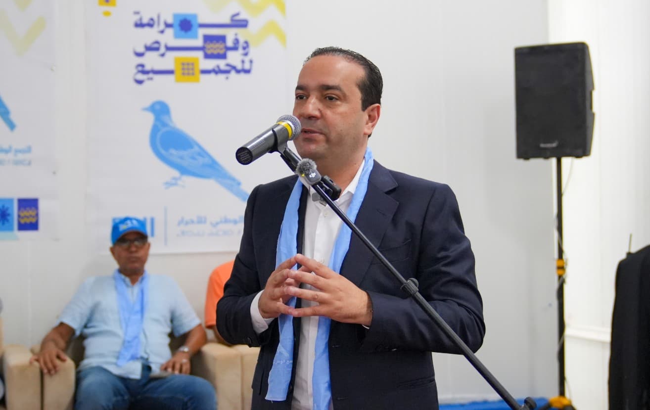 الأحرار يتجه للهاكا بشأن تصريحات إذاعية