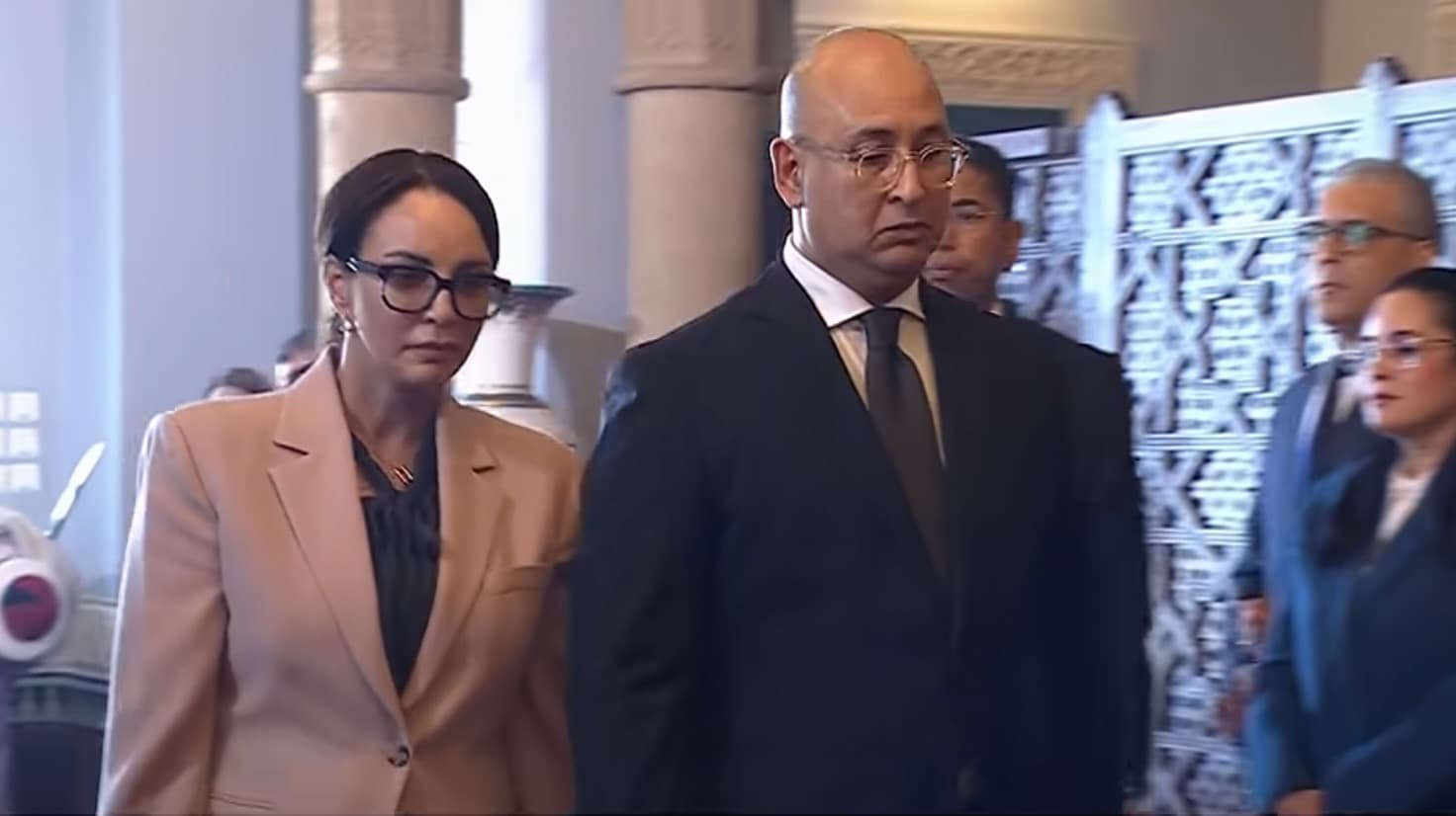 الحكومة تؤكد متابعة تعيين خيير