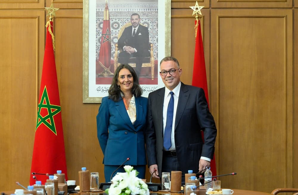 فوزي لقجع يتسلم حقيبة المالية