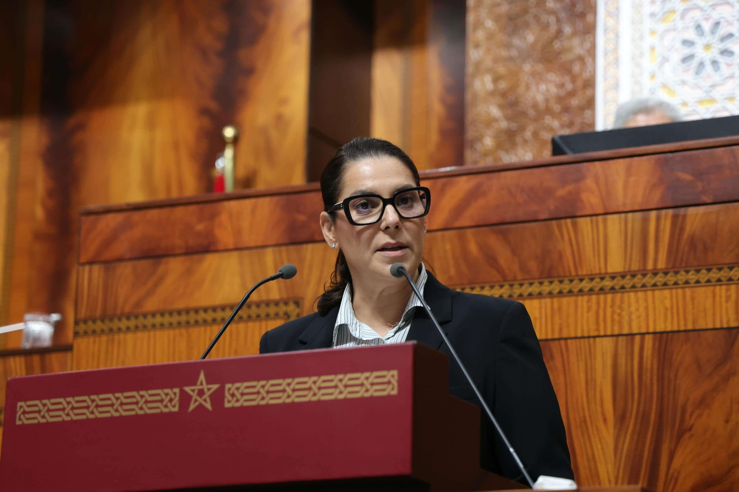 المنصوري تتعهد بمكافحة الفساد وتعزيز الرقابة