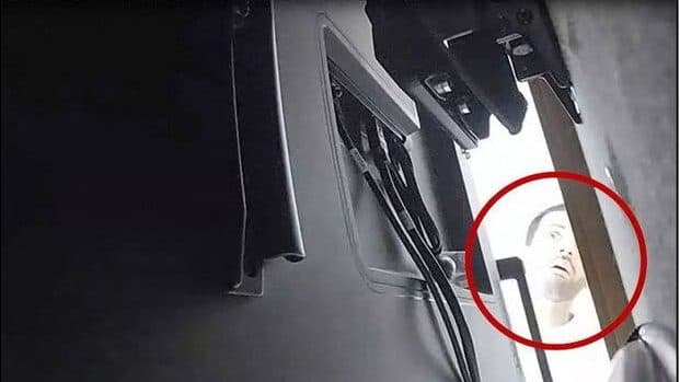 اتهام سعودي بهندسة تجسس في أوبن إيه آي
