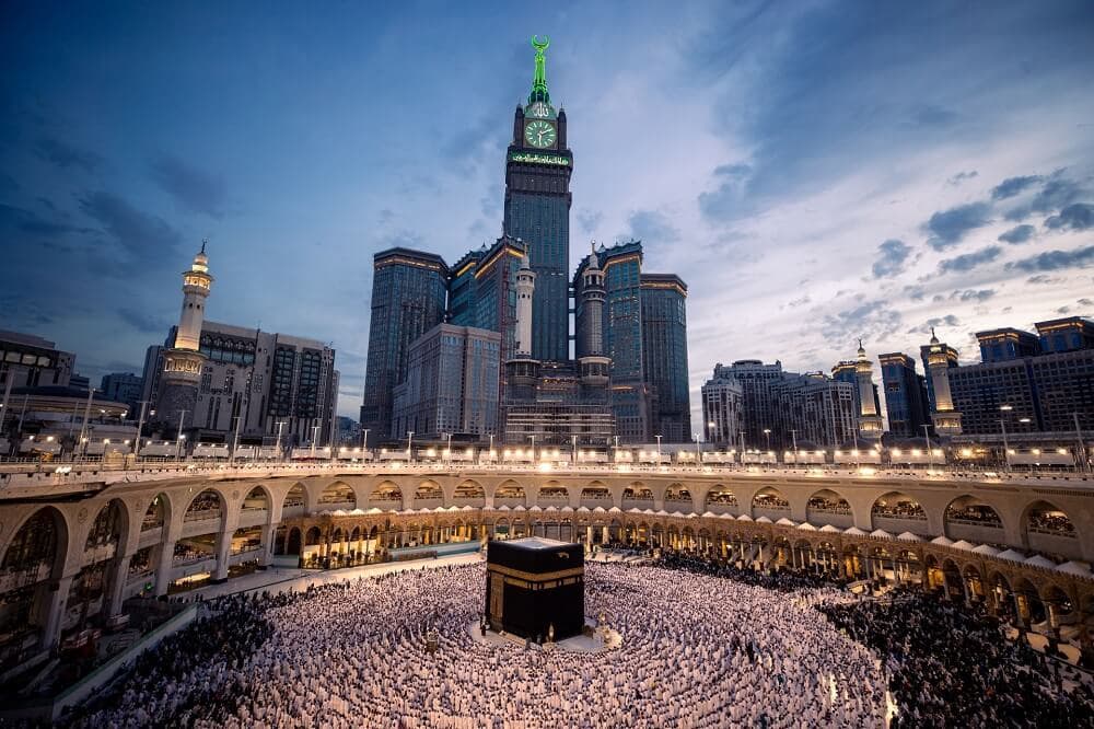 مكة بين اتهام حوثي ونفي