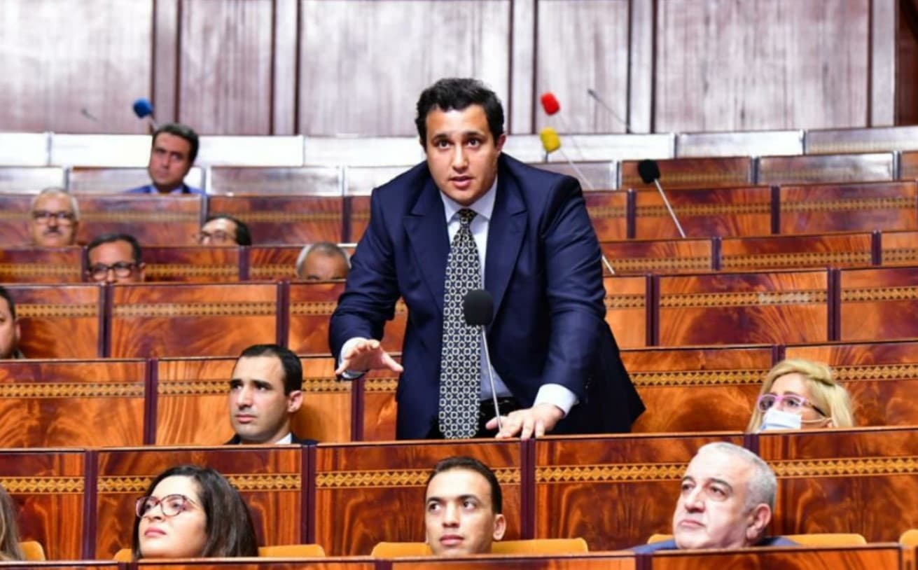 توظيف الحكومة السابقة في الحملات الانتخابية