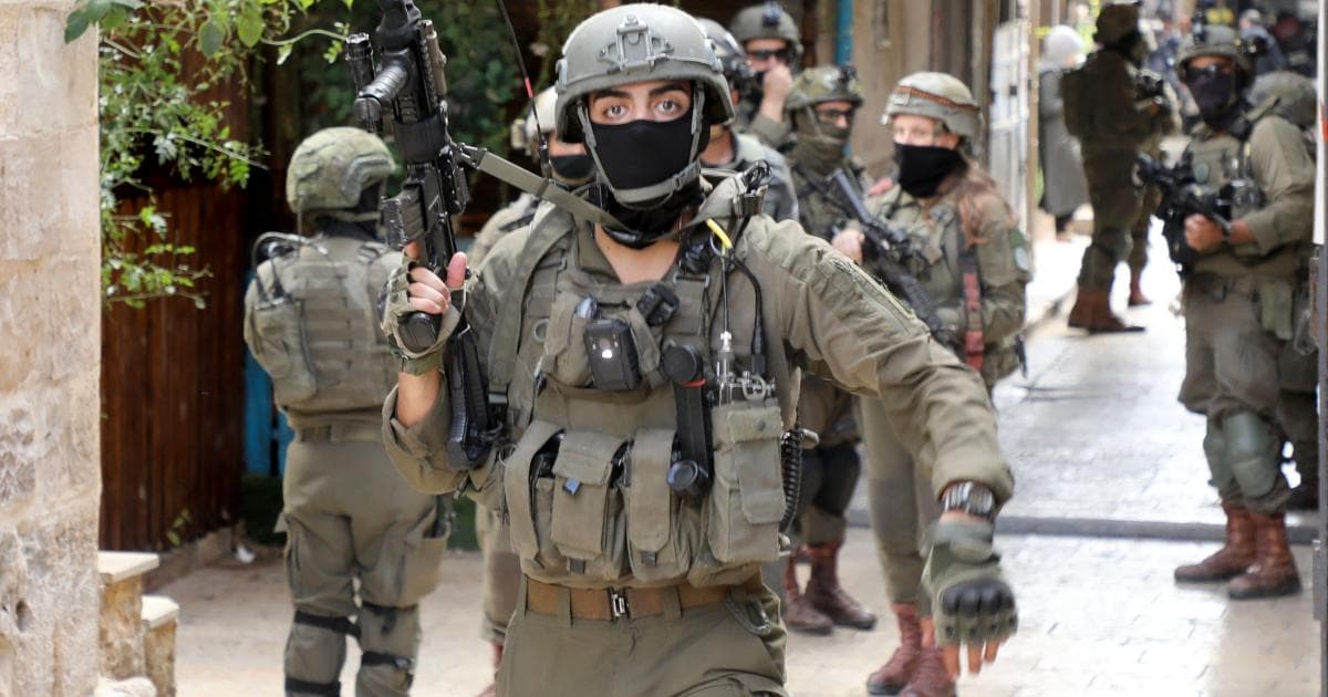 إسرائيل تتلف نفق أسلحة لحزب الله