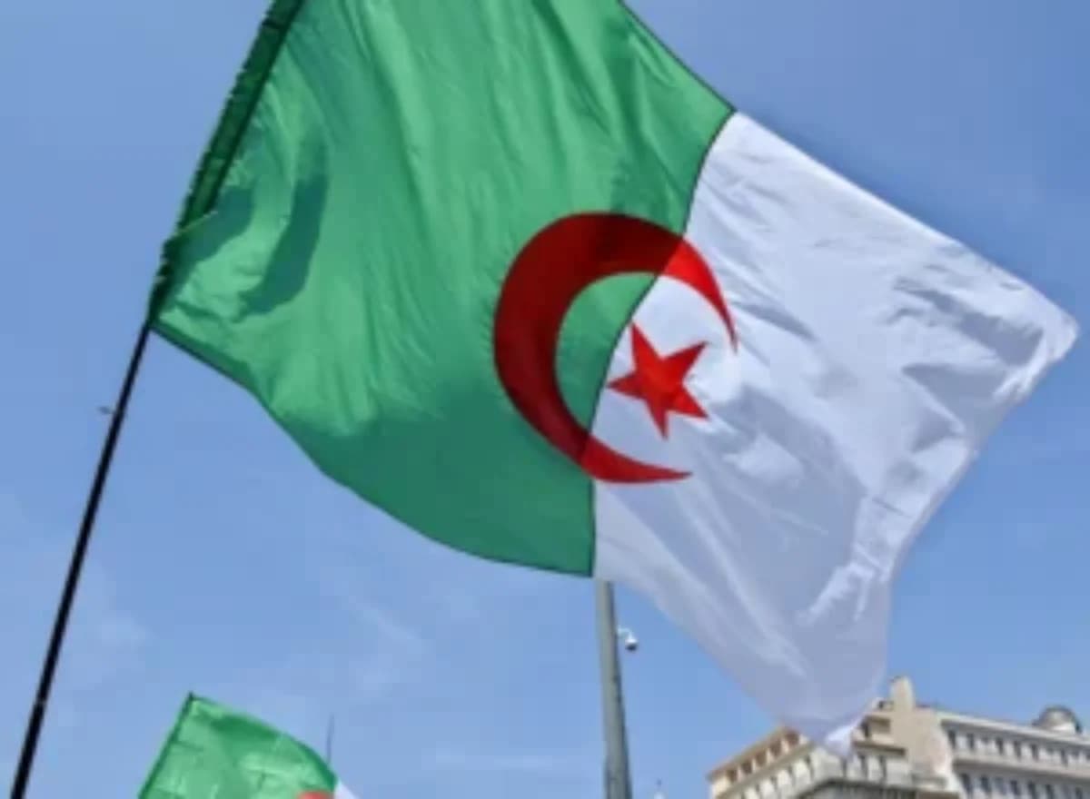 الجزائر تعدل قواعد تدريس اللغات الأجنبية