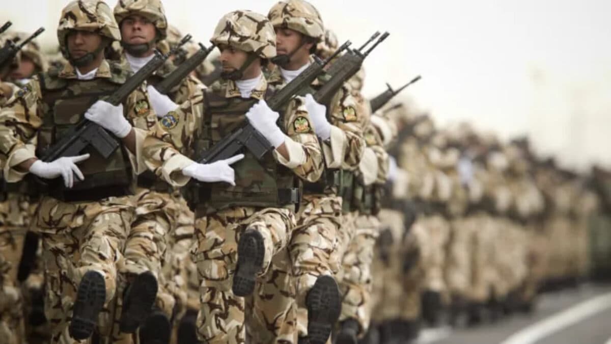 نتنياهو يؤجل زيارته لأمريكا ترامب يواجه إيران