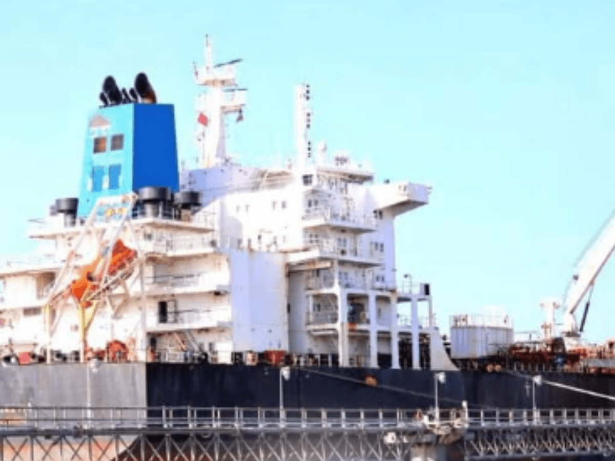 Fuel supplies boost: 30,000 tons arrive at Benghazi