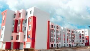 Evening - Complainants Seek Apartment Keys