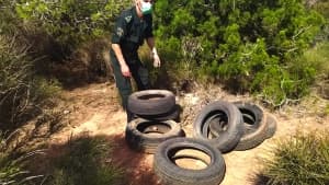 Evening: 40 tires removed with wrench