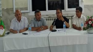 مستقبل الإنسان وآلة الذكاء محور نقاش