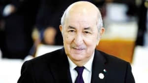 موسكو تمنح تبون وسام الدبلوماسية