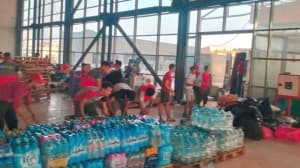 تجمع كبير في مركز الكاركس للتبرعات
