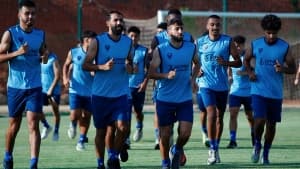 تربص تركيا يبدأ ومعيذر القطري أول اختبار