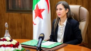 Evening enhances parliamentary and economic ties