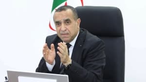 الجزائر تقدم خبرتها لقطاع الطاقة بالسنغال