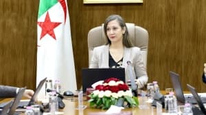 الإنجازات وفاء للشهداء والمجاهدين