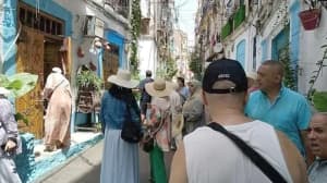 Evening sees 8,000 visitors at Dar el Bay