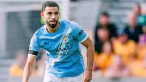 Italy's giant eyes Ayta Nouri