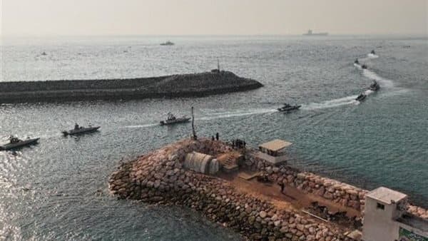روسيا: زيادة خطر تعطيل الملاحة في هرمز والبحر الأحمر