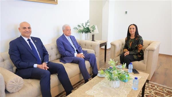 وزيرة التضامن تلتقي بمستشار رئيس الجمهورية للتنمية المحلية ورئيس جامعة مدينة السادات