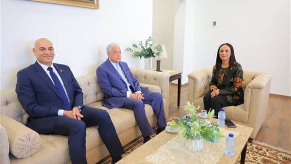 Minister of Social Solidarity Discusses Partnership with Sadat City University to Support Students