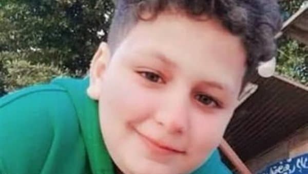 Driver who hit child while drinking water detained