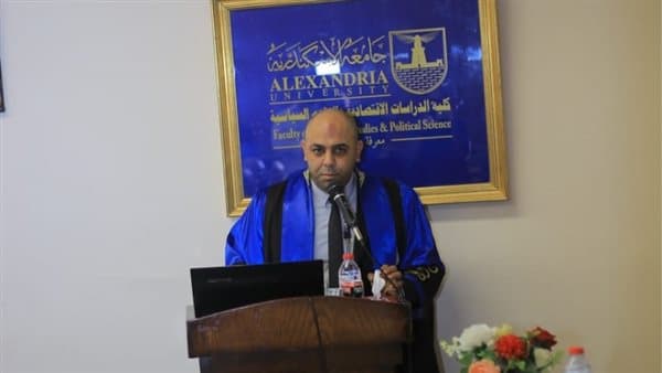 دراسة حول تأثير التواصل الاجتماعي على رسالة ماجستير في الإسكندرية