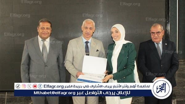 عبدالمولى يشارك في حفل دفعة أسيوط الثانية