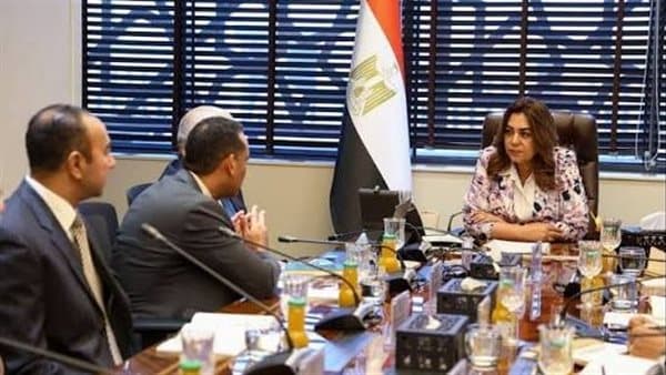 وزيرة التنمية تبحث تطوير المحميات