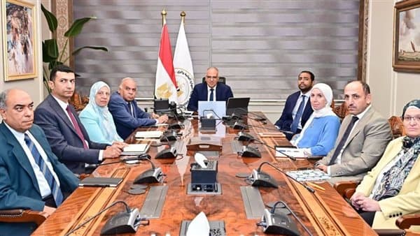 Water Minister reviews Nile Delta project