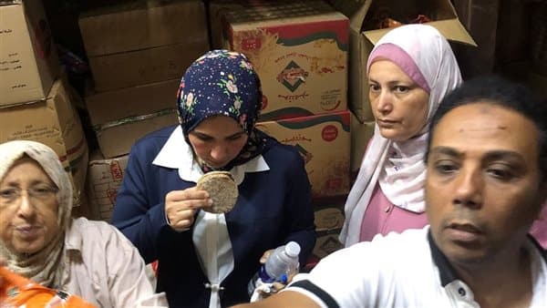 محافظ الدقهلية يباشر حملات على محلات الطعام