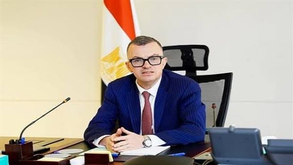 Planning Minister reviews green investment progress