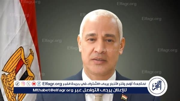 رئيس جامعة أسيوط يستعرض الاستعدادات للعام الدراسي
