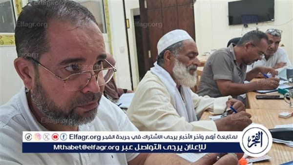Fayoum Agriculture distributes 663 bags of urea to farmers