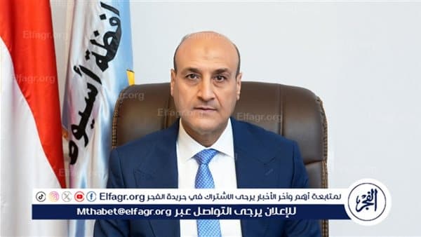 Asiut Governor Removes Street Encroachments in Sadfa
